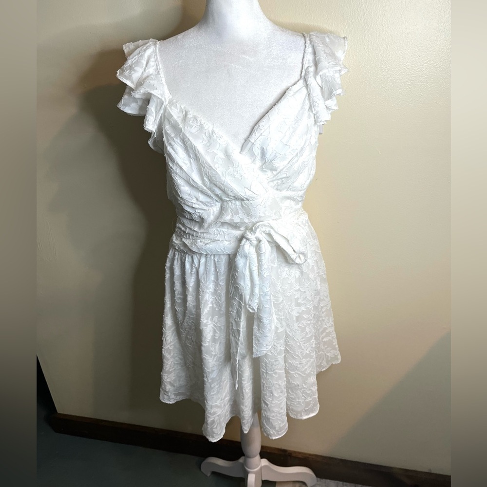 Selfie Leslie Lola White Mini Ruffle Sleeve Dress